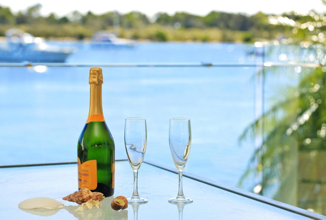 Noosa Quays Waterfront Accomodation エクステリア 写真